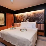 Tvrz Krassa Hotel