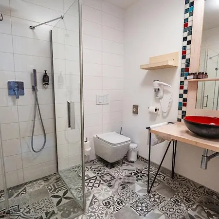 Hotel Tvrz Krassa 4*