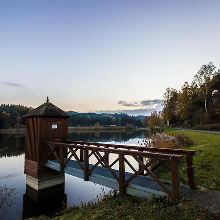 Tvrz Krassa 4* Osecna